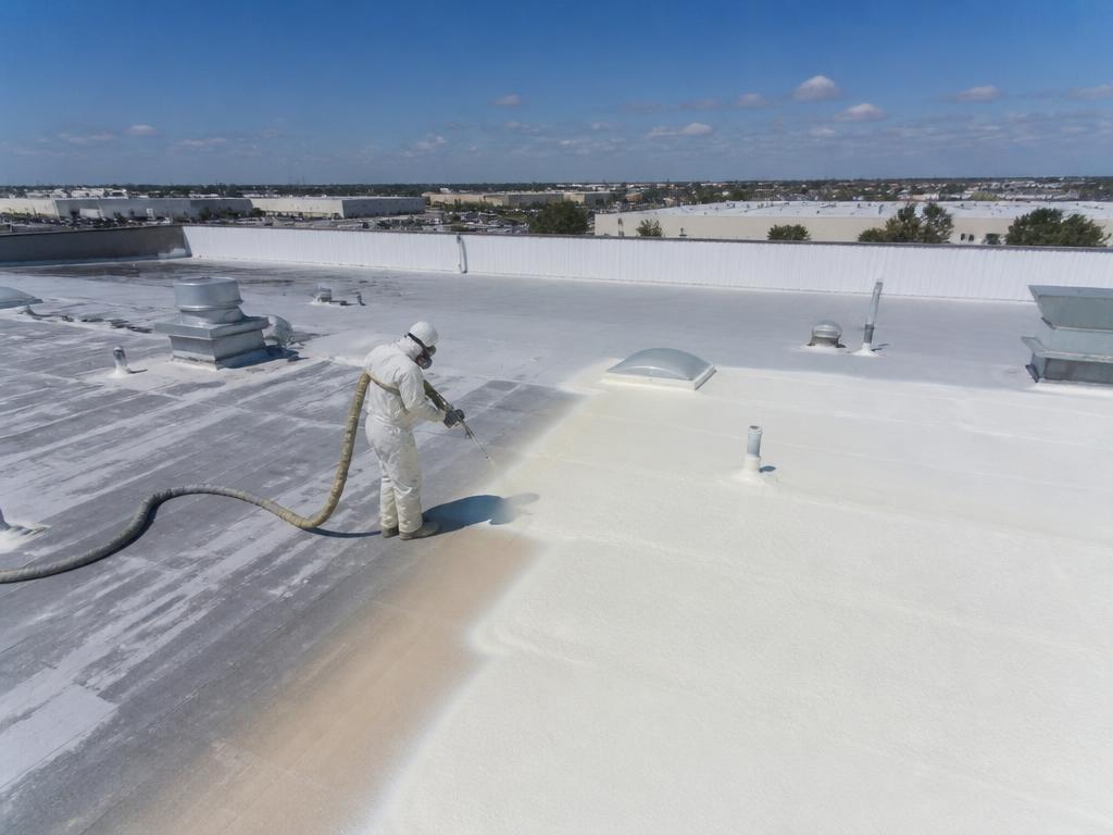 Commercial spray polyurethane foam roofing application
